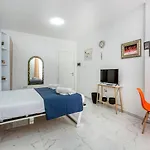 דירה The By 360 Estates *