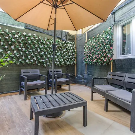 The By 360 Estates Apartament *