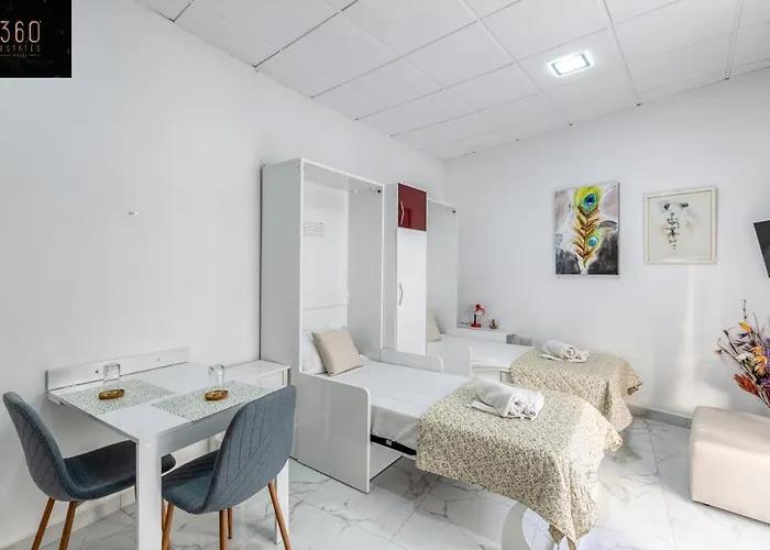 The By 360 Estates Apartament Sliema